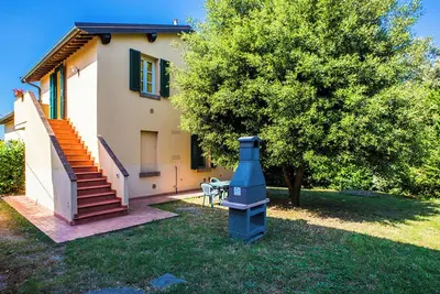 Image de Maison de vacances 'Podere Simonetta - A9' avec piscine partagée, terrasse privée et Wi-Fi