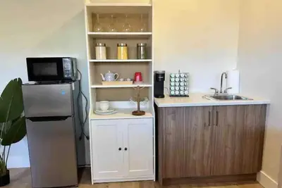 Image de Lovely Cozy Suite in bedford