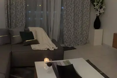 Image de Stylish 2-Bedrooms for Afcon fans\n2 chambres élégantes / les amateurs de la Can