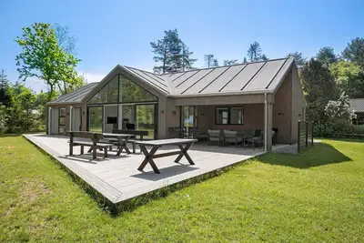 Image de Belle maison de 4 chambres à Strøby