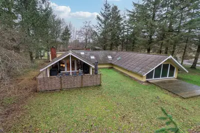Image de Belle maison à Aakirkeby avec sauna