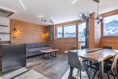 Image de Appartement rénové, 6 pers. , luxe, balcon sud, accès direct pistes, services inclus