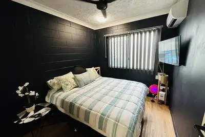 Image de Townsville West End Qld \n2 bedroom: fully furnished - saltwater pool in complex.