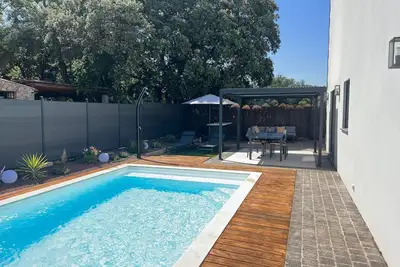 Image de Villa, avec pool 3, 5x7, 0, les 3 chambres avec accès à leur salle de bain et Wc