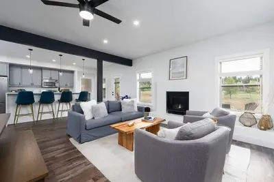 Image de Stylish 4bed/4bath Retreat!