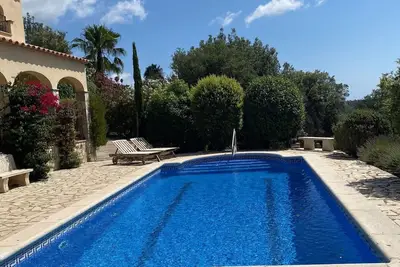 Image de New: Wonderful, spacious holidayvilla with lots of privacy and panoramic views.