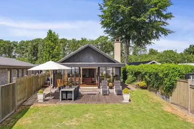 Image de Superbe maison à Sunds avec vue sur le.