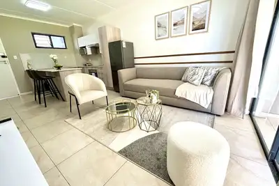 Image de Cozy and luxurious, Infinitypool - Canvas 82 apartment, 7 mins from Fourways