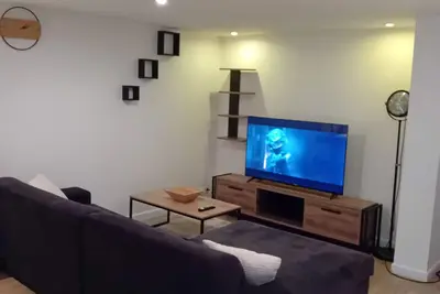 Image de 1 Bedroom Private vacation home in Mantes-la-Jolie