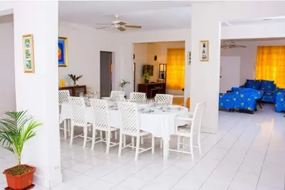 Image de Villa by The Sea