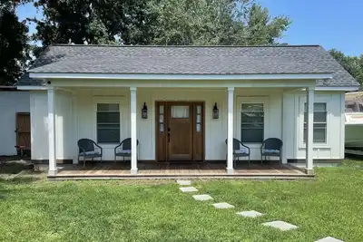 Image de Southern Escape in Mt. Pleasant, Sc – Close to Beaches & Historic Charleston!