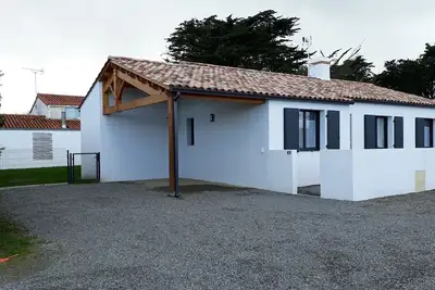Image de A 8 mn de la mer par la forĂŞt et la dune charmante maison, belles prestations