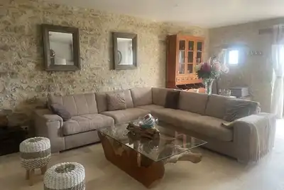 Image de Grange la Croix Blanche, près de Gourdon\nDépaysement garantis pour les familles!