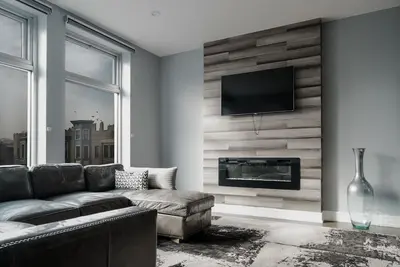 Image de 4 Bedroom Penthouse Loft in Heart of Wicker Park with Parking