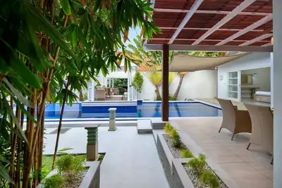 Image de Azure New Luxe Canggu Beach Villa 2 min to beach
