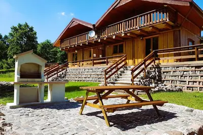 Image de 2 Chalets Mitoyens Proche Des Marches De NOËL, Dans Massif Vosgien