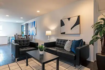 Image de The Queen Endgame A! Galleria, Medical Center, 2br+1 ⭐️⭐️⭐️⭐️⭐️