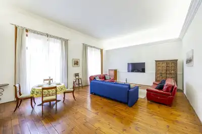 Image de 19th Centruy ArtDeco Central Suit