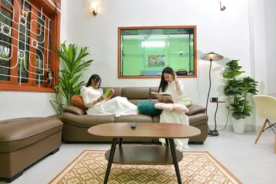 Hằng Home - 4 Bedrooms • Train View • Balcony • Gym