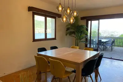 Image de Belle Grande maison avec terrasse et jardin 100 m du lac