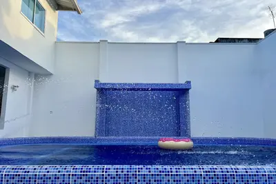 Image de Casa La Milagrosa, con Piscina Privada y Aire Acondicionado!