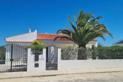 Image de C Vicentina - Aljezur: Surf, Sol, Natureza - Bbq, Jardim, Terraço Estacionamento