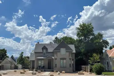 Image de A big open house for the whole family & many guests!