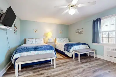 Image de 3rd-floor studio condo with streaming, Ac & kitchenette - beaches & golf nearby