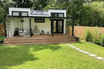 Image de Tiny Medlock, a cozy haven!