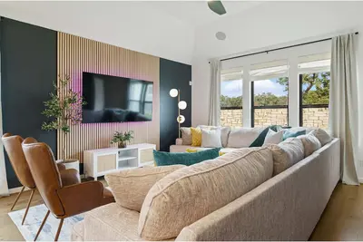 Image de Modern Luxury Home by Wolf Ranch Town Center