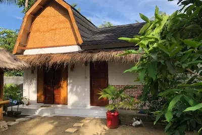 Image de 3 Bedroom Hold Property, Very closed to the beach and central.
