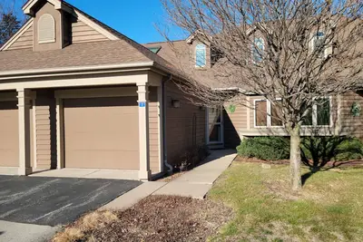 Image de Lovely 3 bedroom 3 bath unit.