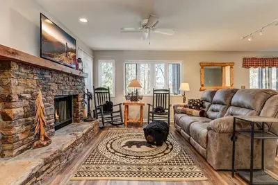 Image de Sconti View 2 - Cozy condo in Big Canoe!