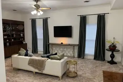 Image de Cozy Quiet Townhouse in the middle of Tupelo