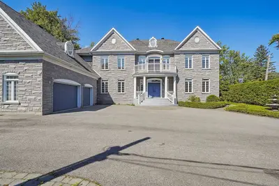 Image de Villa Bord De L'Eau. Parfait pour un séjour en famille ou entre amis