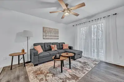 Image de The charming 3 bedrooms river view apartment Gatineau/Ottawa