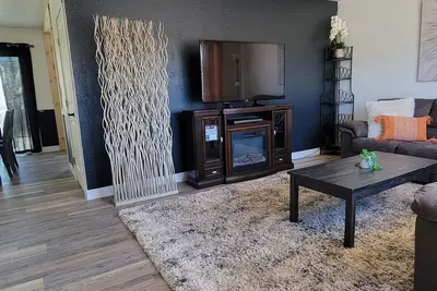 Image de Cozy & Classy Twist near Unc\/Hospital