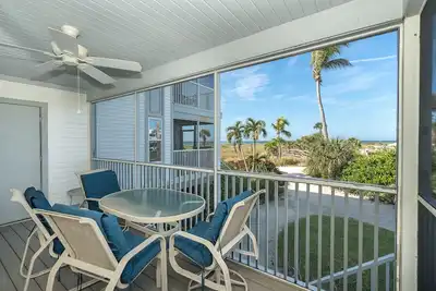 Image de A view of Gulf of Mexico, plus access to all the resort amenities! A3214c