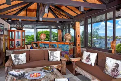 Image de Joli Studio de Luxe avec Balcon et Tarrace avec Vue sur la Mer