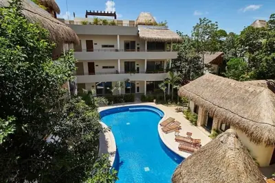 Image de Modern Penthouse with Private Rooftop Jacuzzi