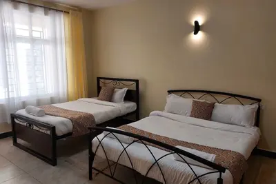 Image de cozy two bedroom apartment\n