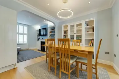 Pass the Keys | Centrally located modern and spacious 3 Bed terrace