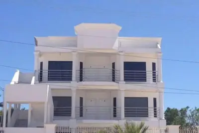 Image de Nice Fully Furnished Apt # 1 in town