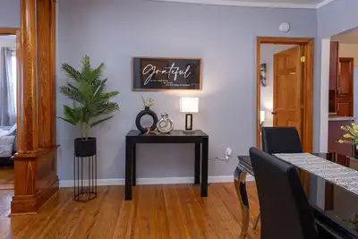 Image de Beautiful 2 Bedroom Apt. With fast Wifi & Netflix