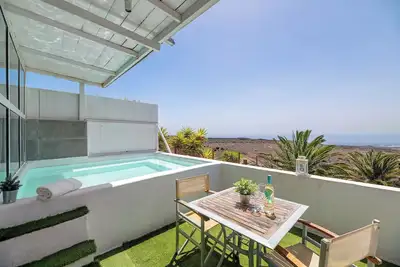 Image de Maison de vacances 'Loft Amanecer' avec vue sur la mer, Wi-Fi et climatisation
