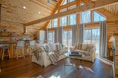 Image de 3 Br: Hideaway Chalet located 10 miles from the ski resort