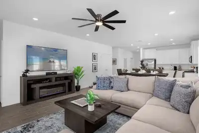 Image de The Board & Bridle: Luxurious Entire Home near Wec