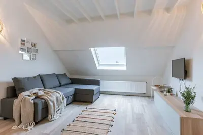 Image de Huswell - Bright duplex apartment close to the sea