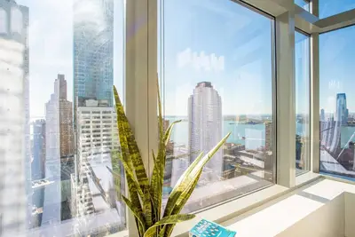 Image de Ideal Tribeca Studio w/ Elevator, nr World Trade Center, by Blueground