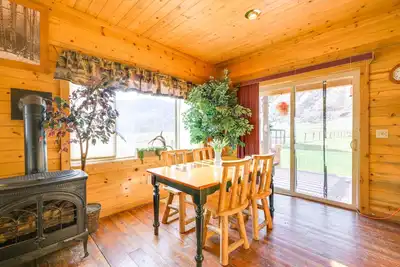 Image de Pet-Friendly Idaho Home on the Salmon River!